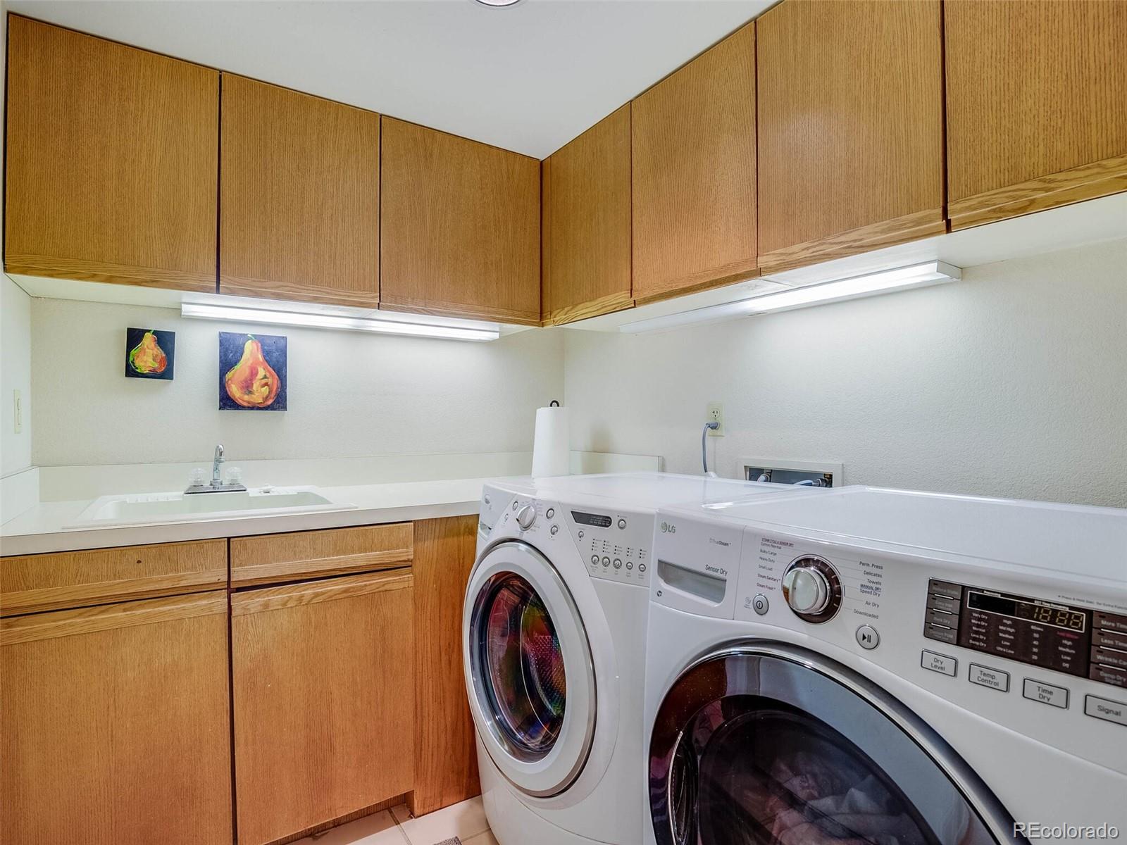400 S Steele Street Unit: 12