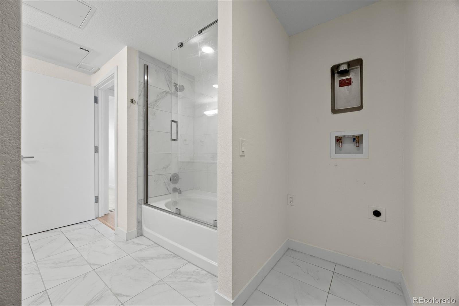 1616 S Broadway Unit: 206