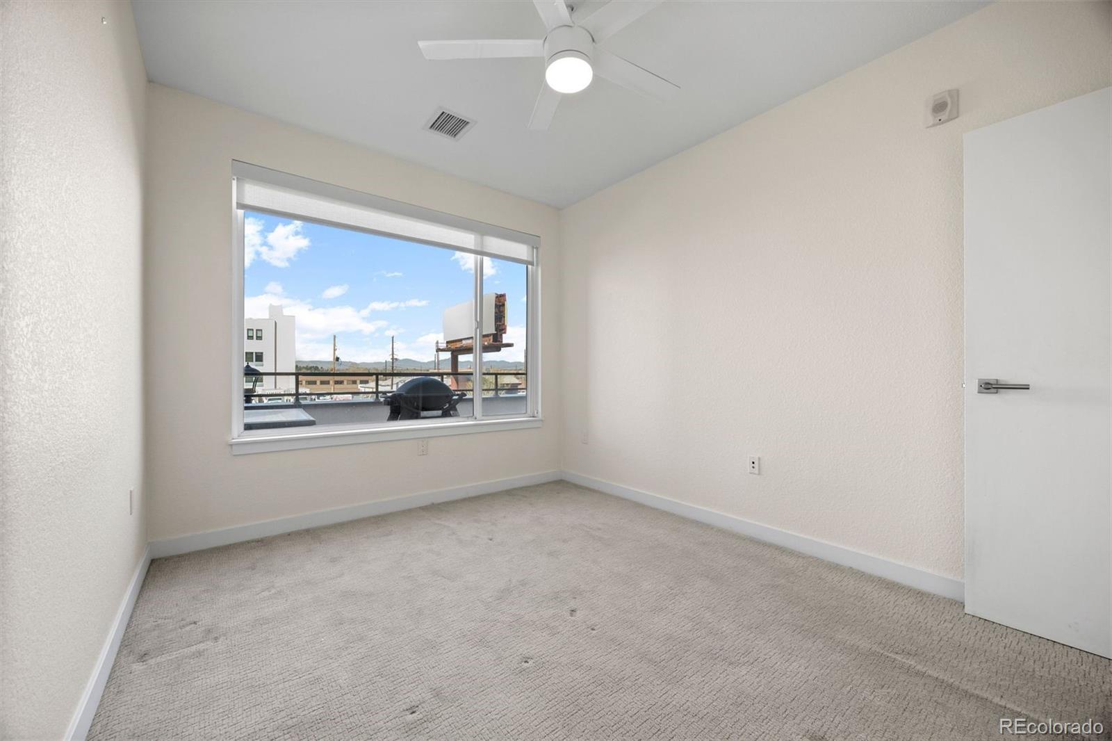 1616 S Broadway Unit: 206