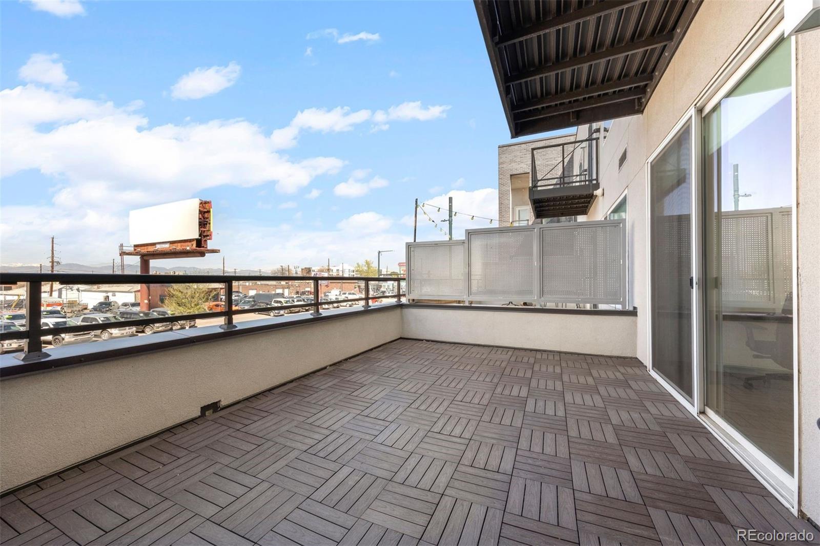 1616 S Broadway Unit: 206