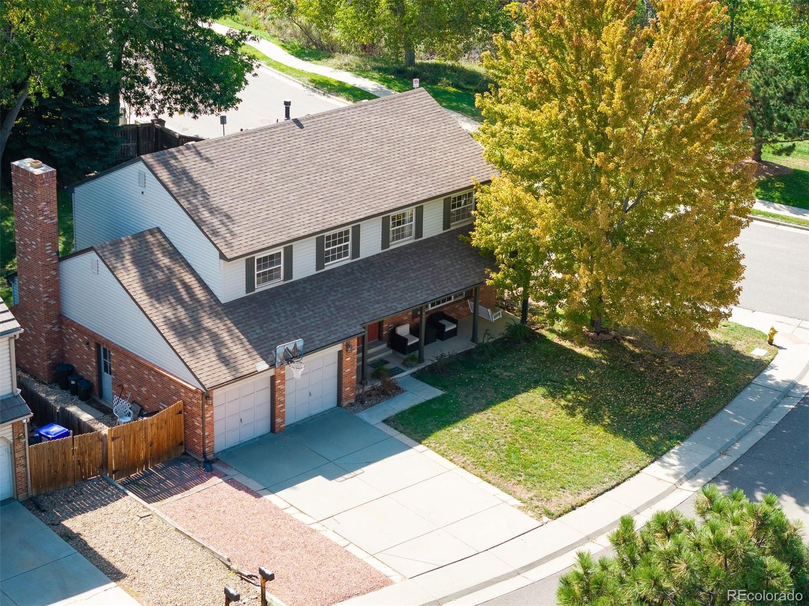 6690 S Locust Way