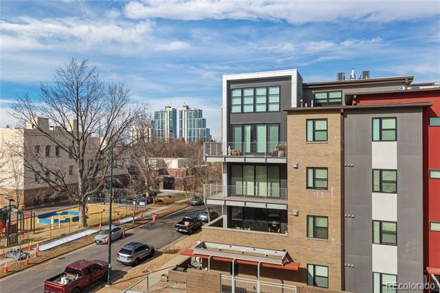 360 S Lafayette Street Unit: 301