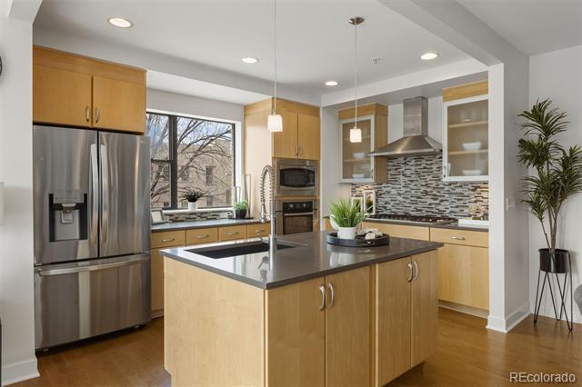 360 S Lafayette Street Unit: 301