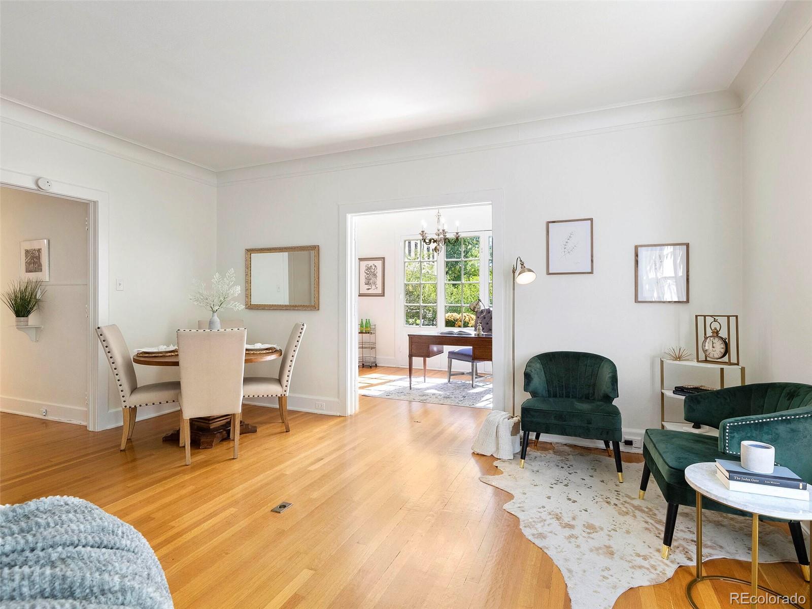 2034 Dahlia Street Unit: 2