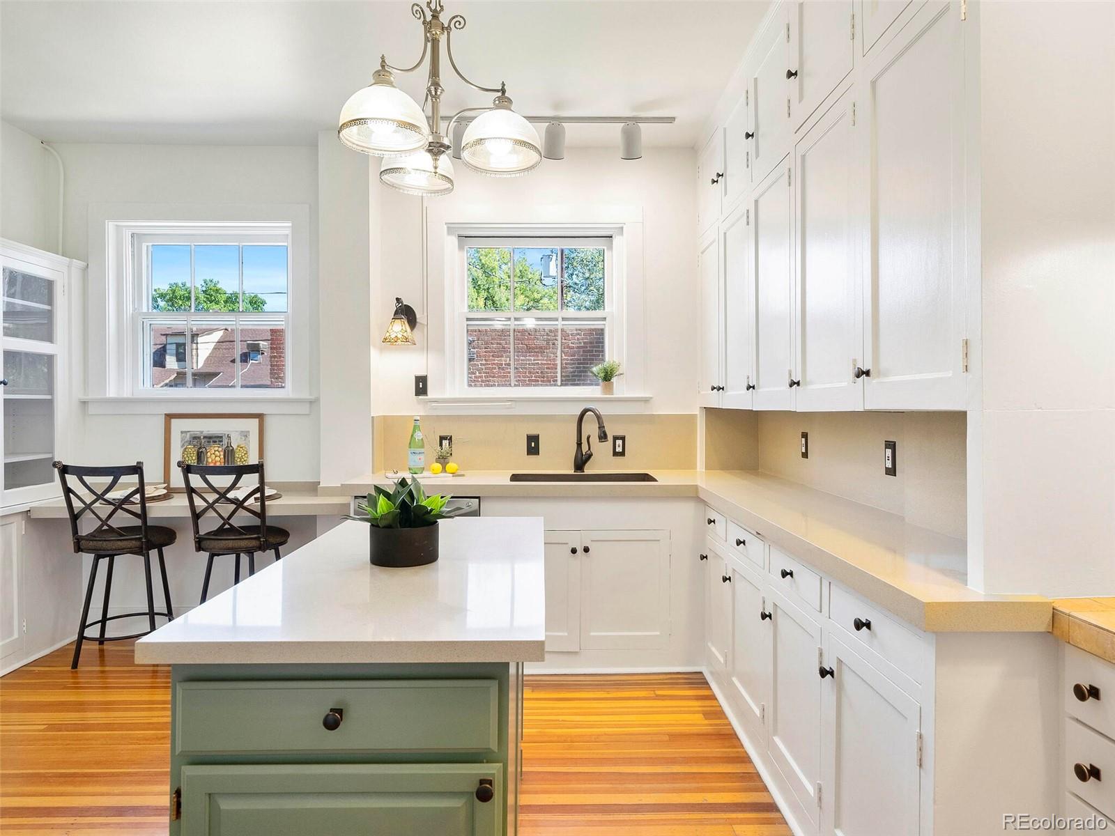 2034 Dahlia Street Unit: 2