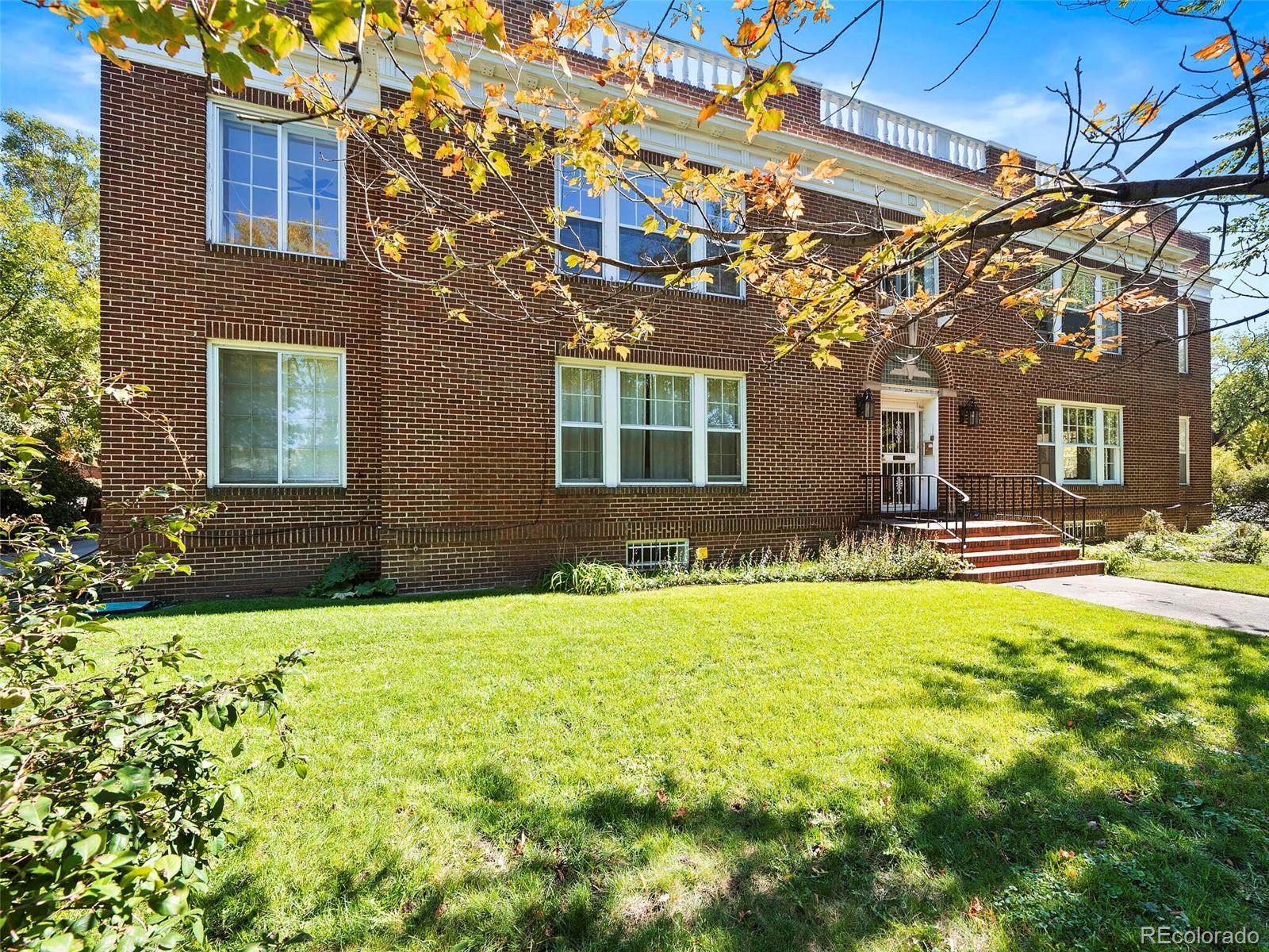 2034 Dahlia Street Unit: 2