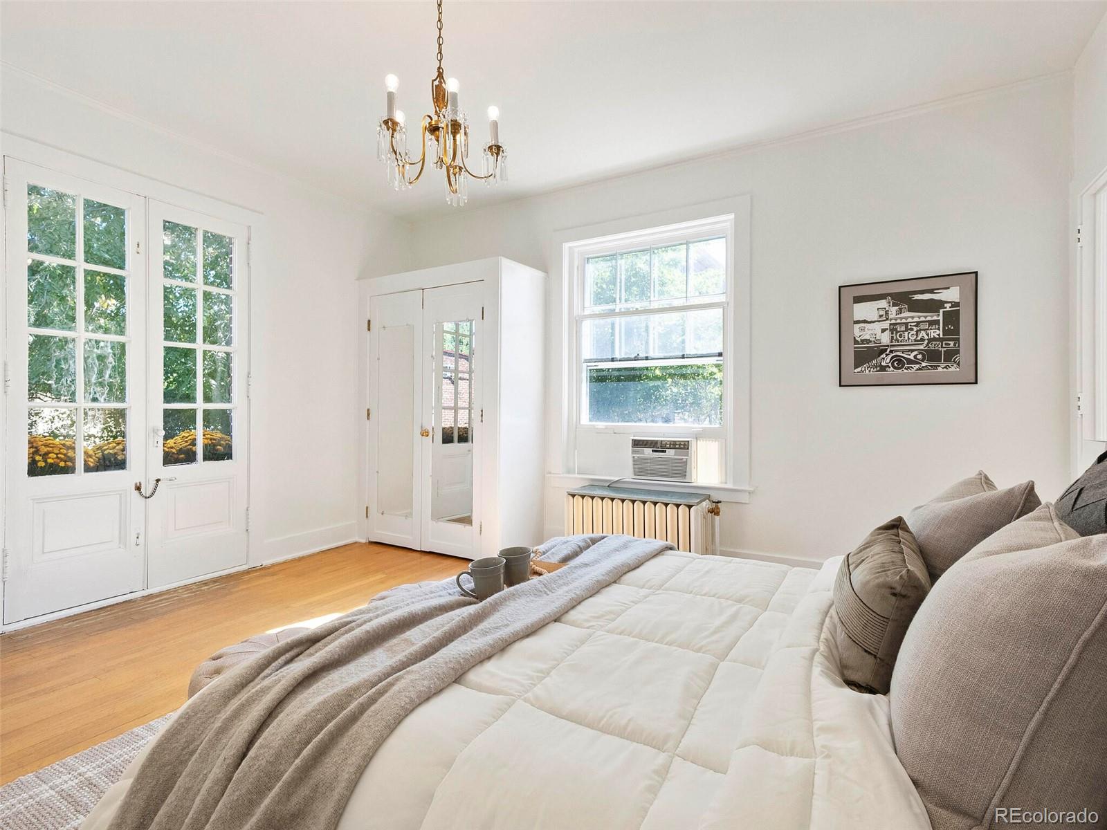 2034 Dahlia Street Unit: 2