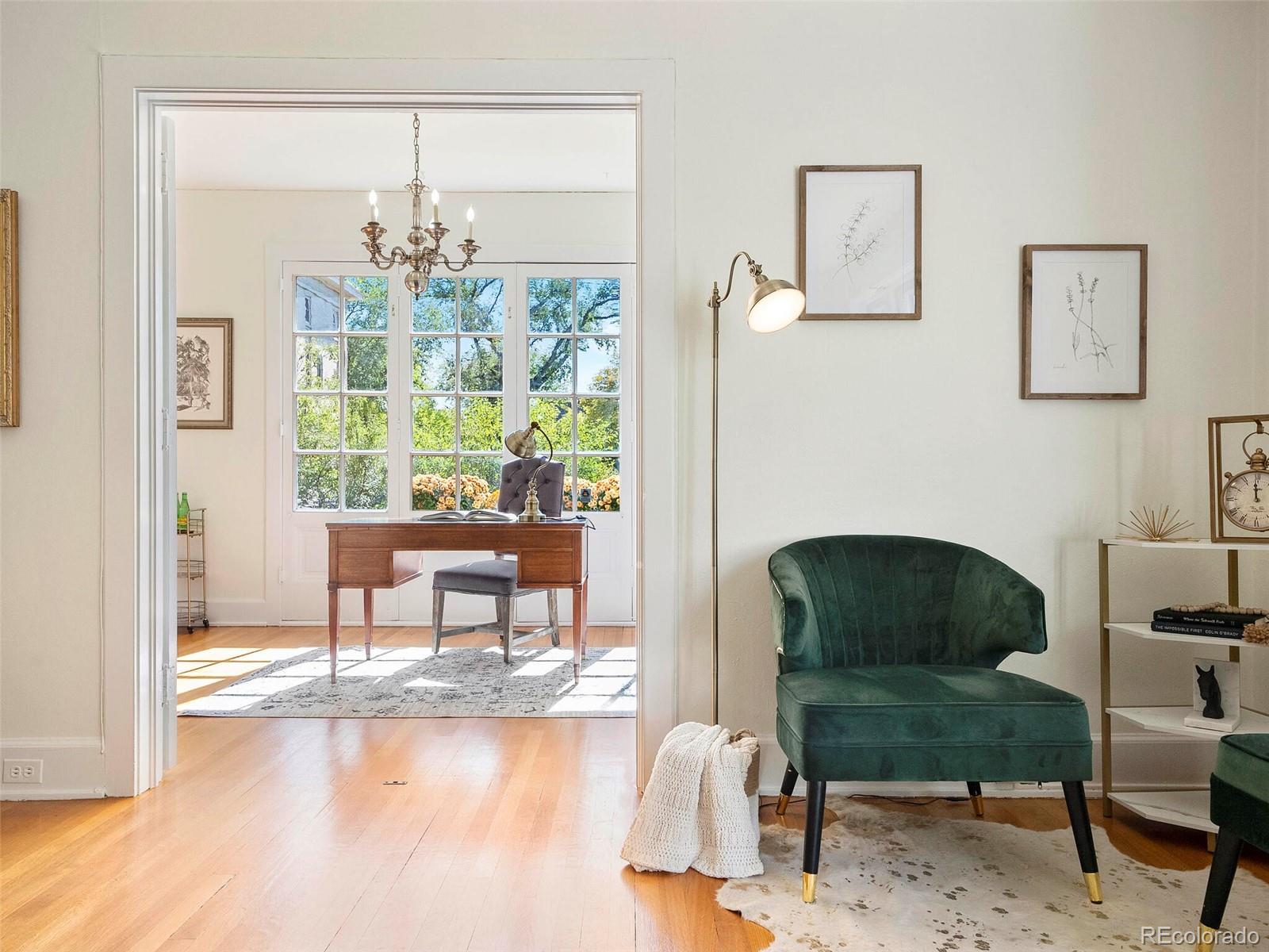 2034 Dahlia Street Unit: 2