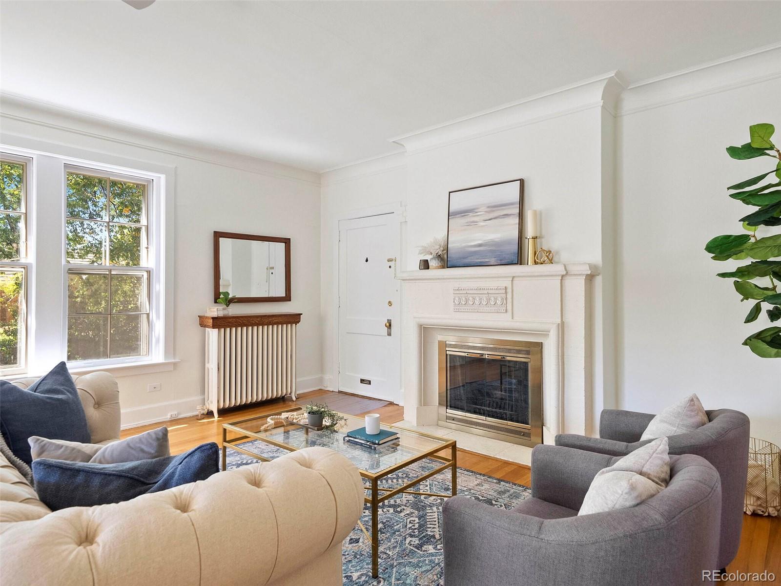 2034 Dahlia Street Unit: 2