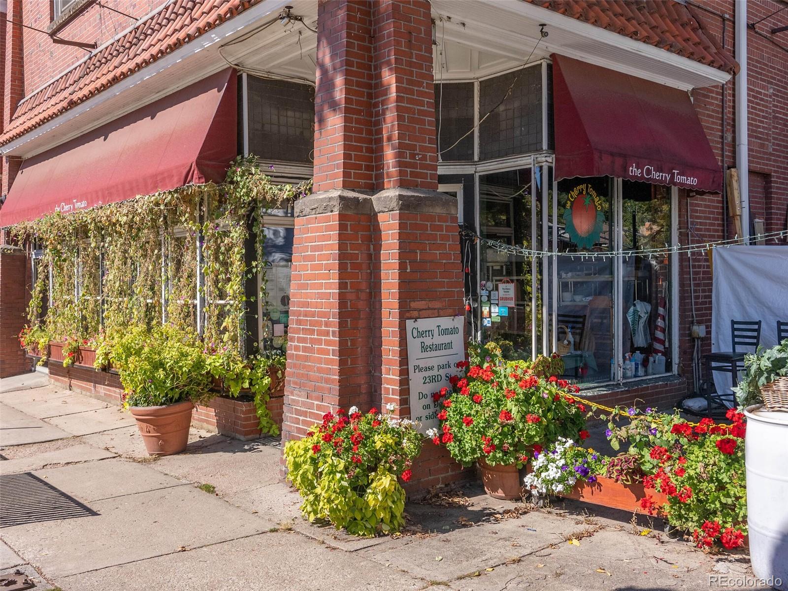 2034 Dahlia Street Unit: 2