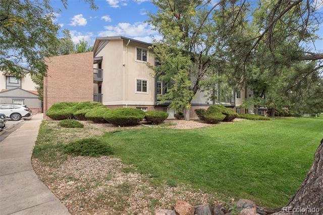 860 W Moorhead Circle Unit: 2H