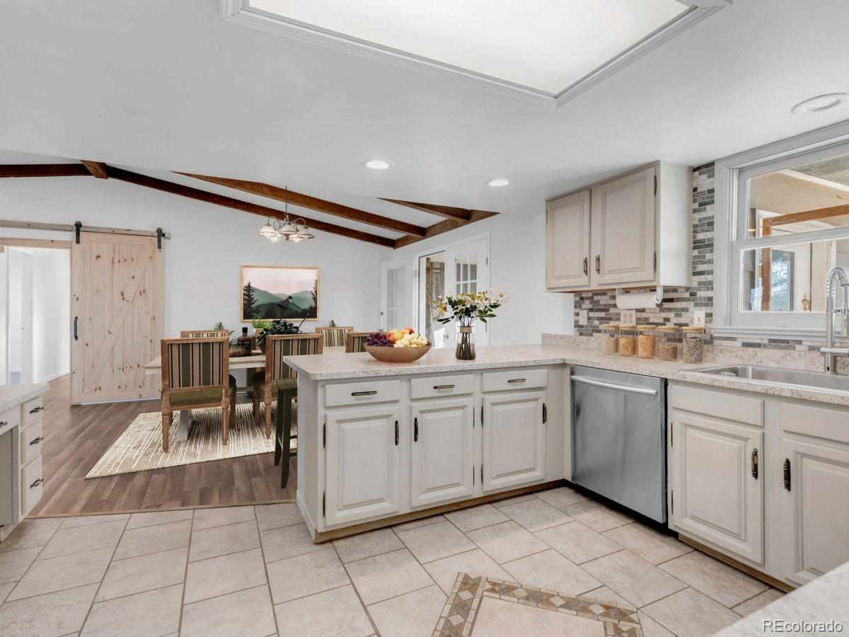 471 E County Road 10