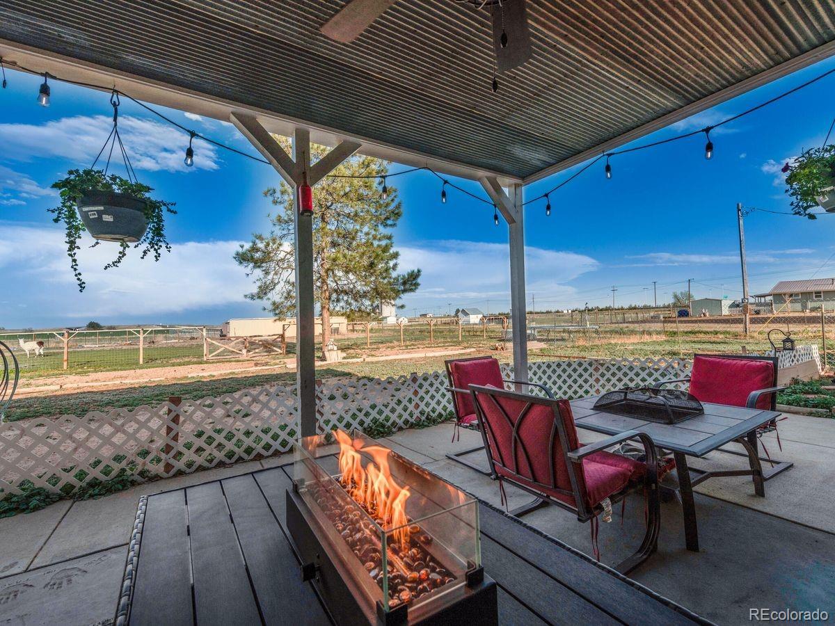 471 E County Road 10