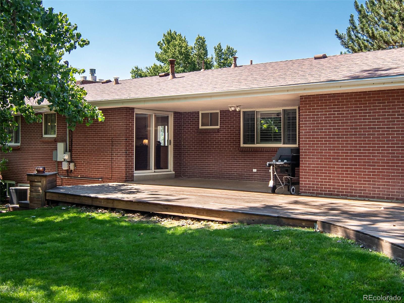 3520 E Arapahoe Place