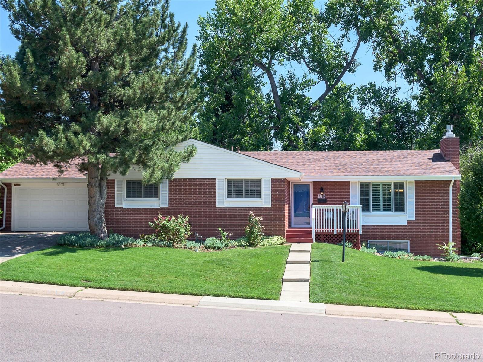 3520 E Arapahoe Place