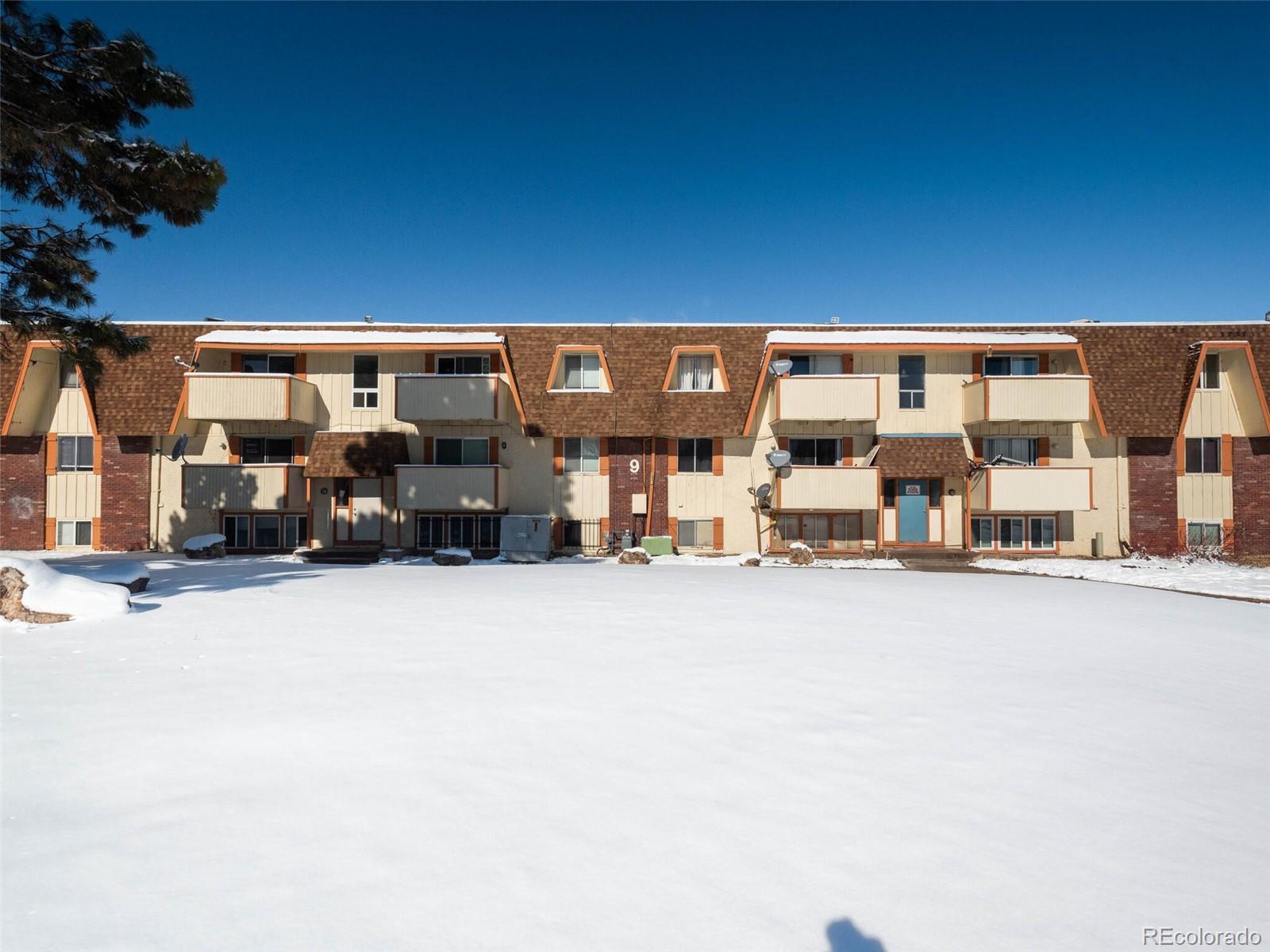 10211 Ura Lane Unit: 9-201
