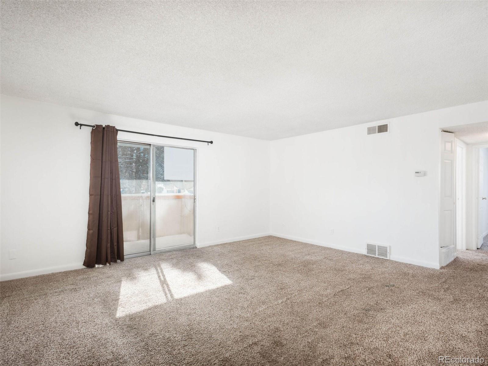 10211 Ura Lane Unit: 9-201