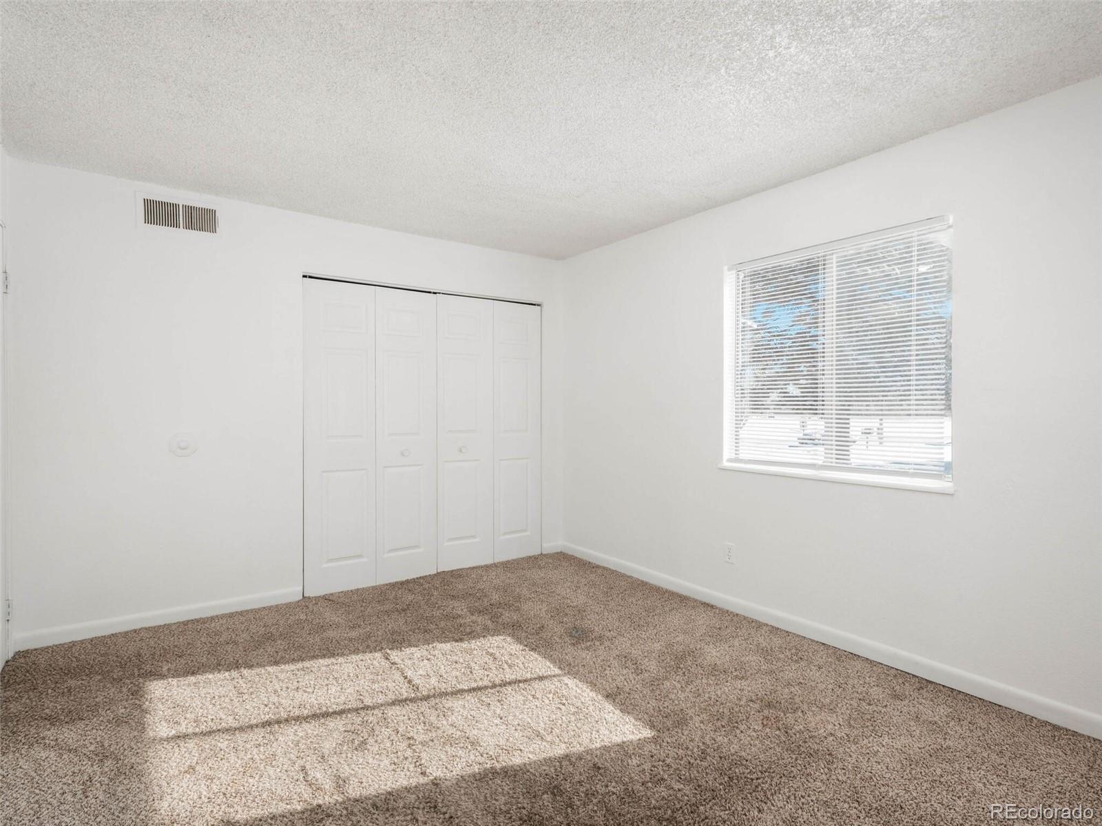 10211 Ura Lane Unit: 9-201