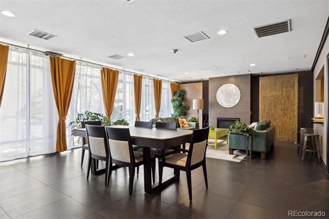 1150 Vine Street Unit: 406