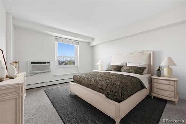 1150 Vine Street Unit: 406