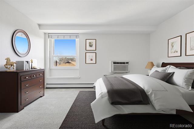 1150 Vine Street Unit: 406