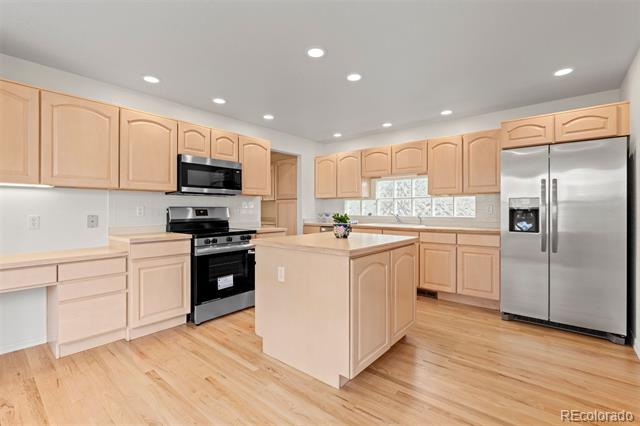 1011 S Valentia Street Unit: 97