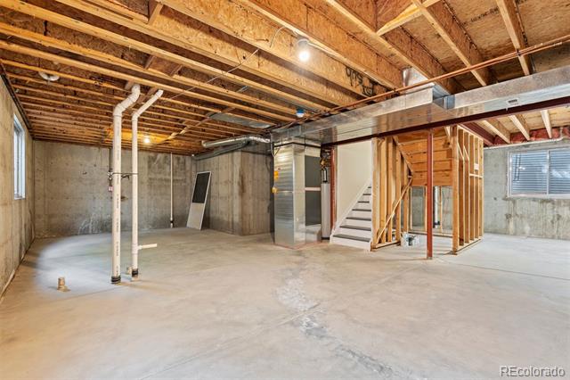 1011 S Valentia Street Unit: 97