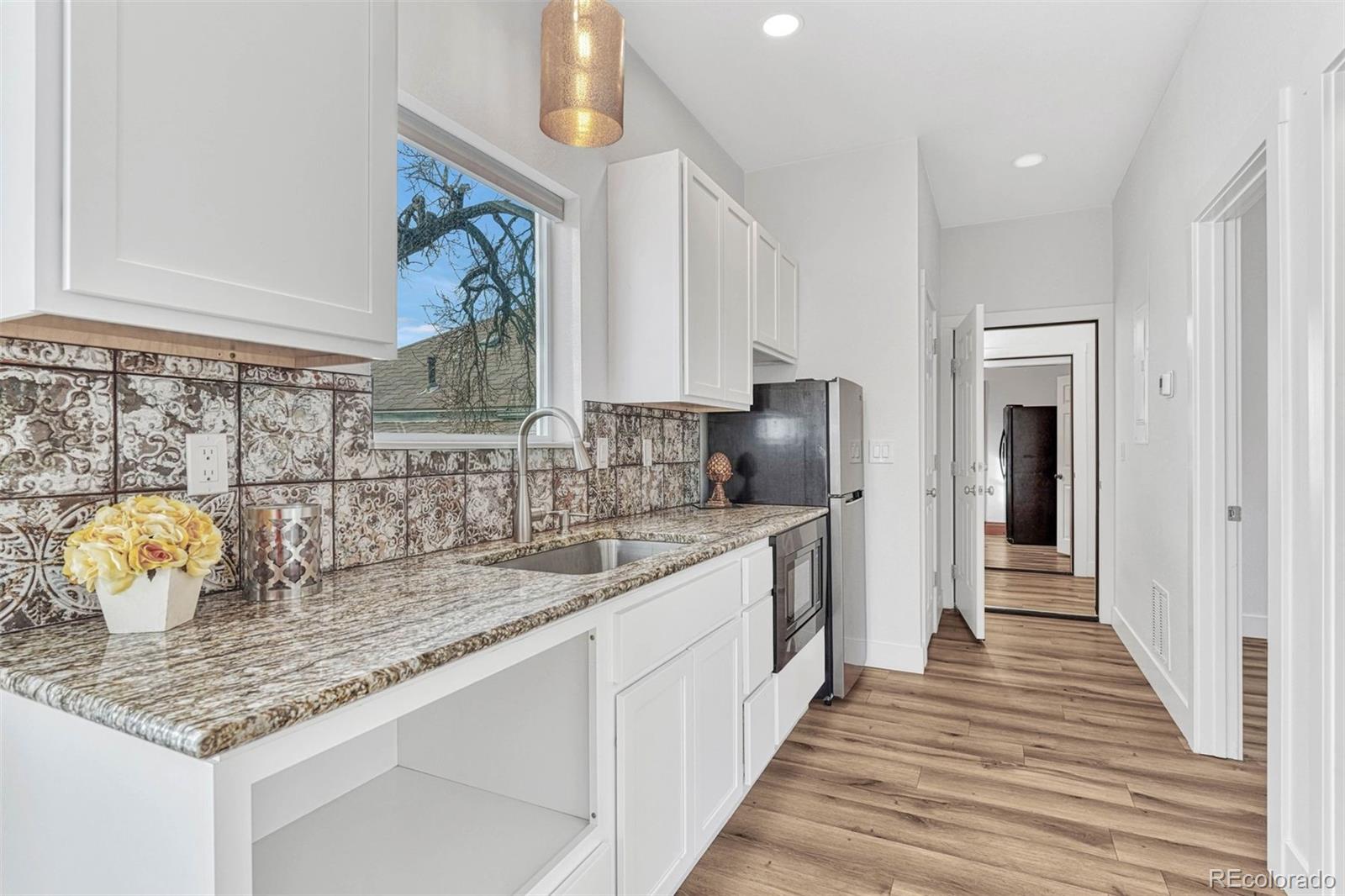2432 W Platte Avenue
