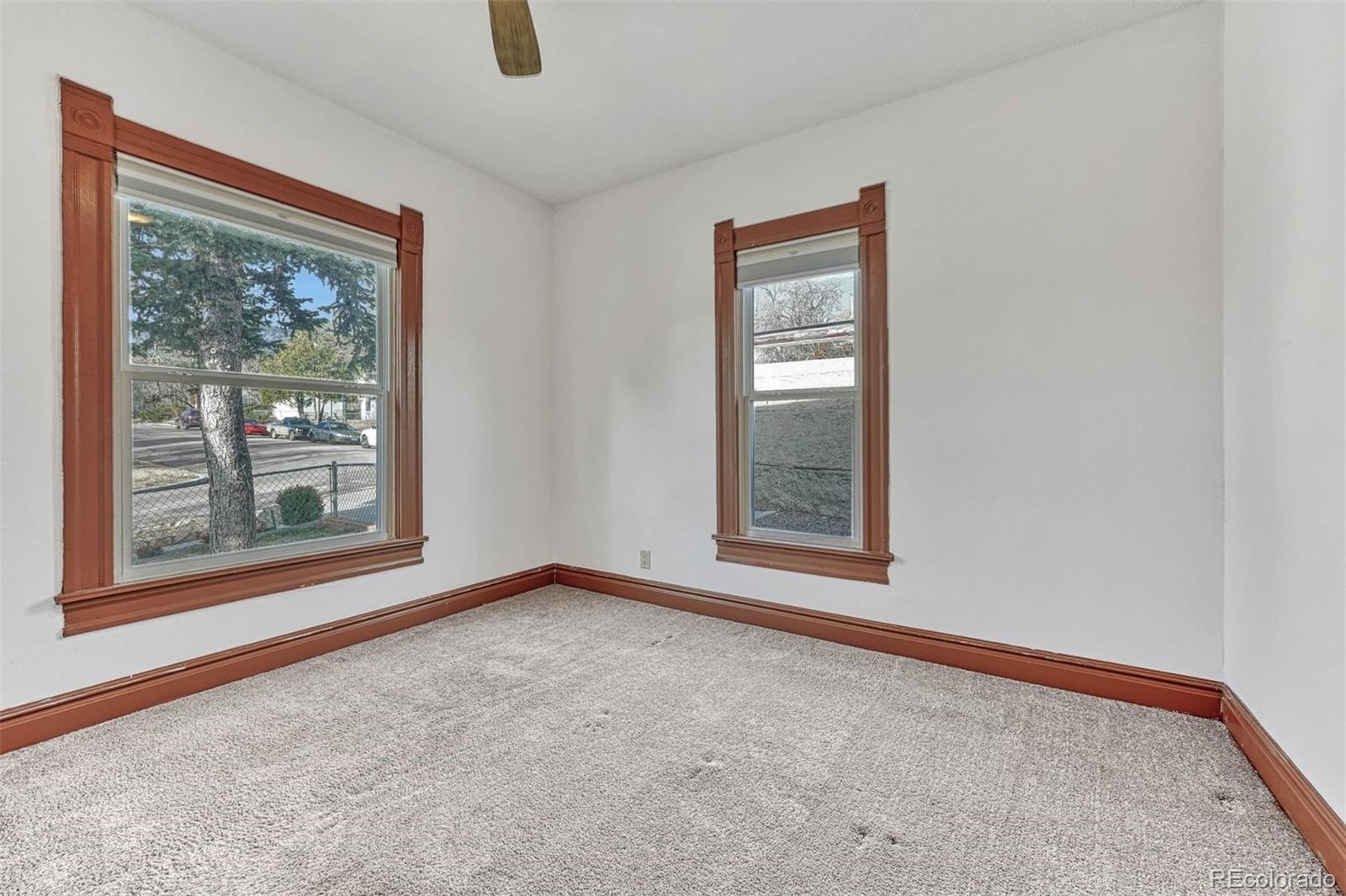 2432 W Platte Avenue