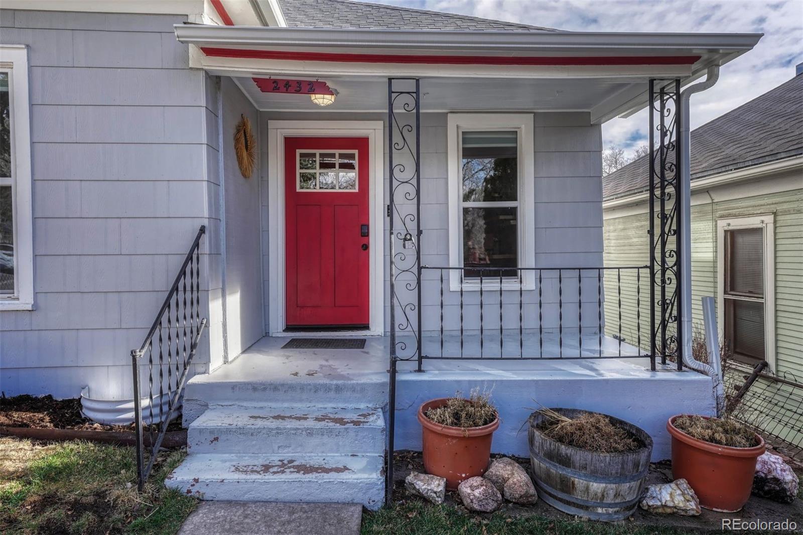 2432 W Platte Avenue