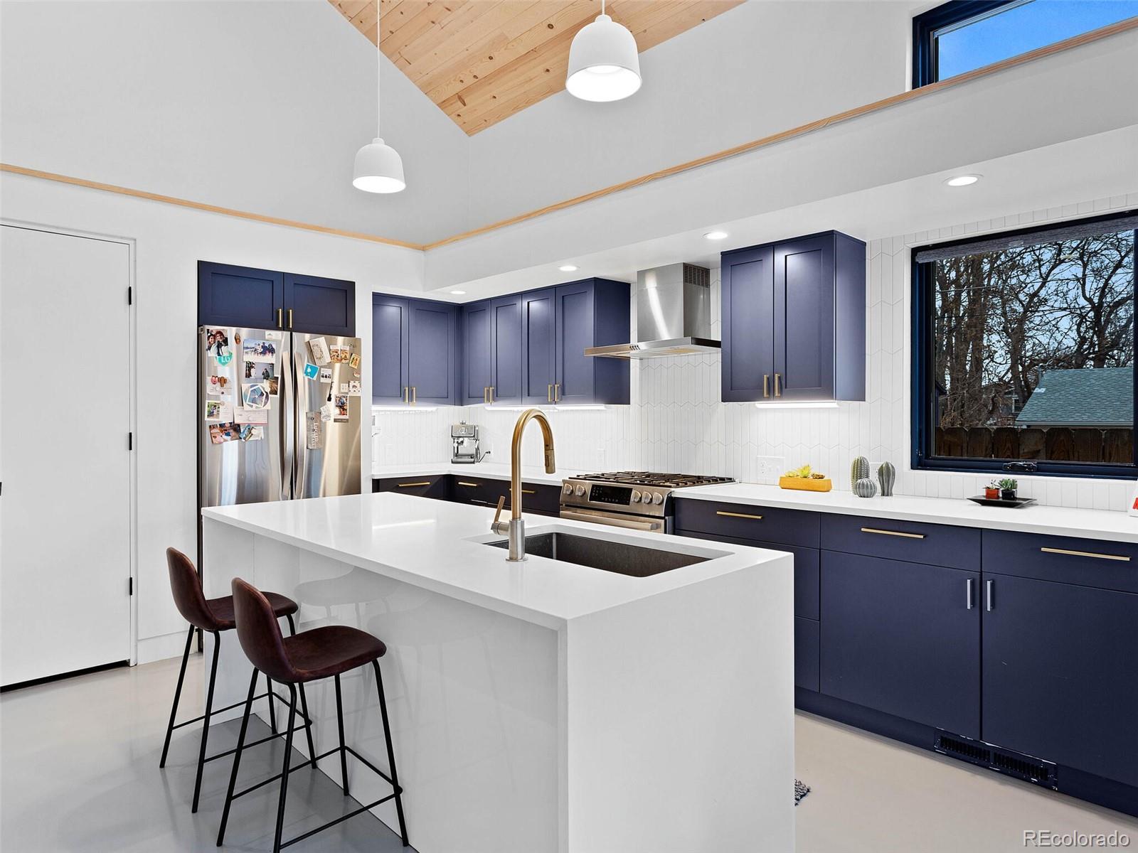 2831-2835 W 41st Avenue