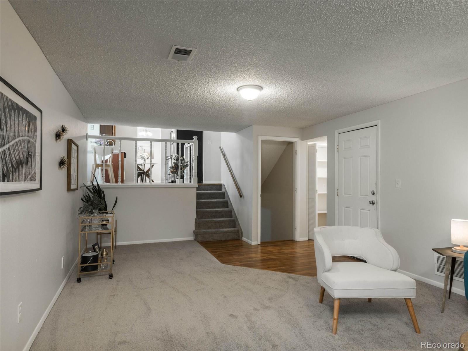 512 Ellis Court