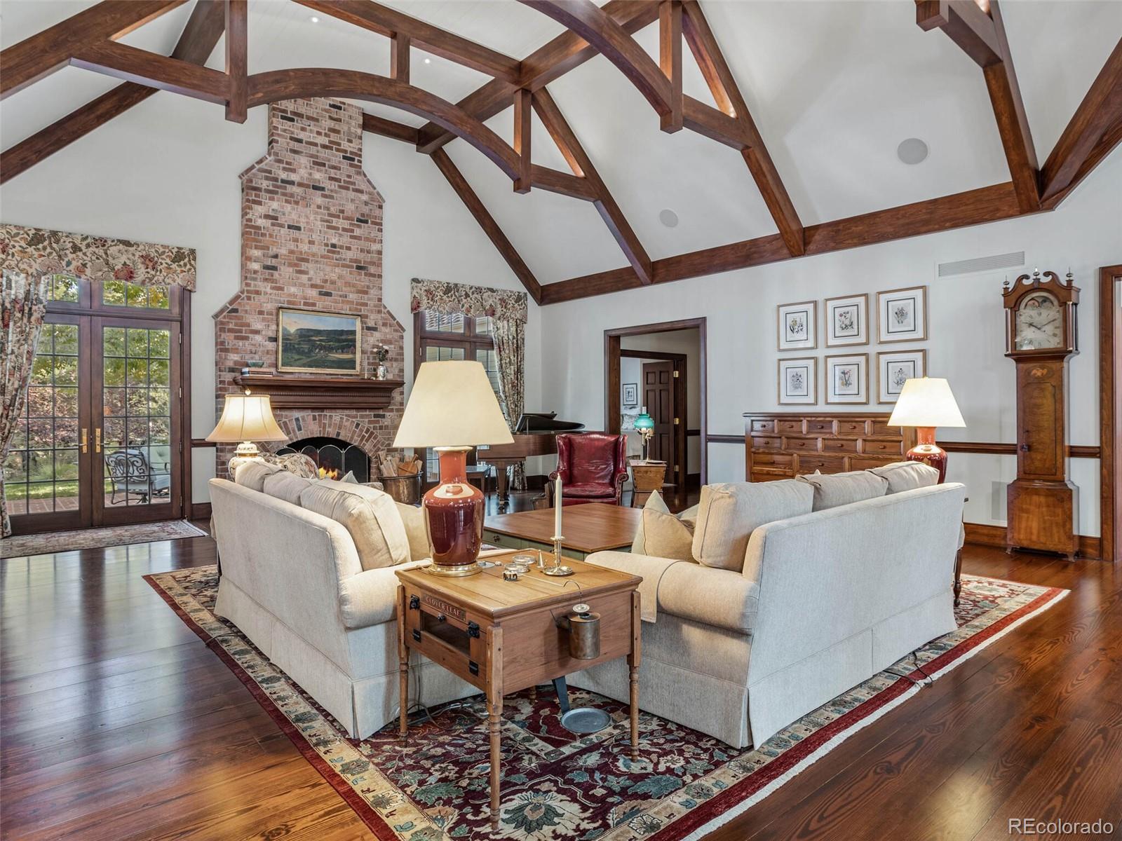 1235 Crestridge Drive