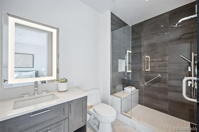 155 Steele Street Unit: 1112