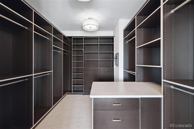 155 Steele Street Unit: 1112