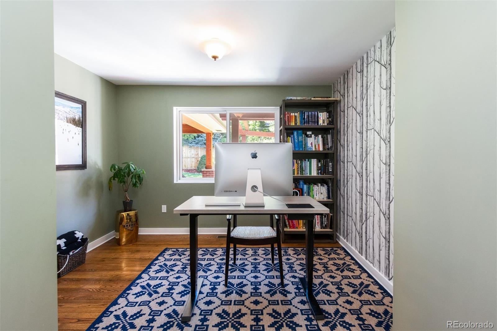 327 Hudson Street