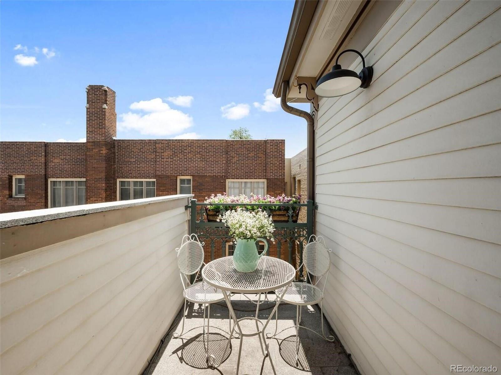 1022 N Pearl Street Unit: 303