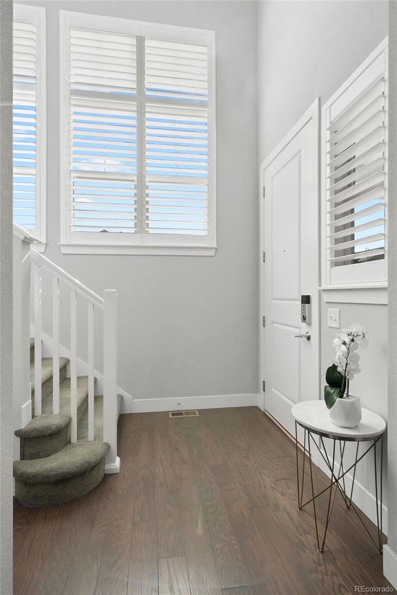 1964 W 137th Place