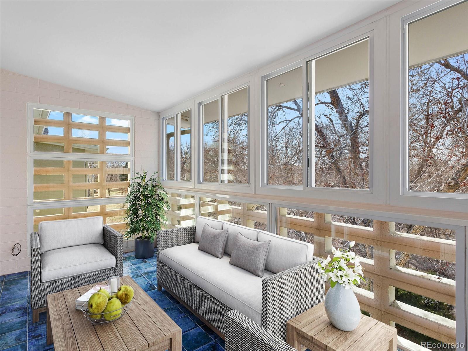 705 S Alton Way Unit: 4D
