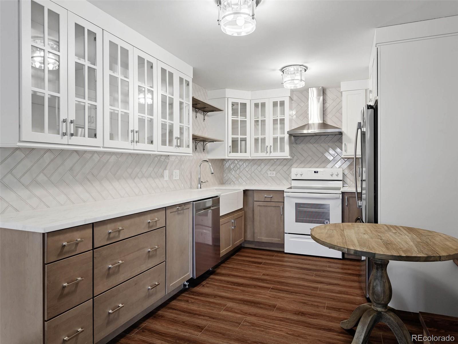 705 S Alton Way Unit: 4D