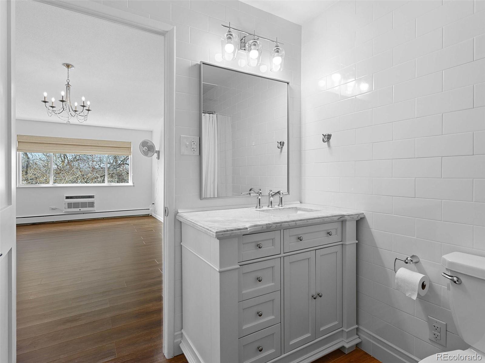 705 S Alton Way Unit: 4D