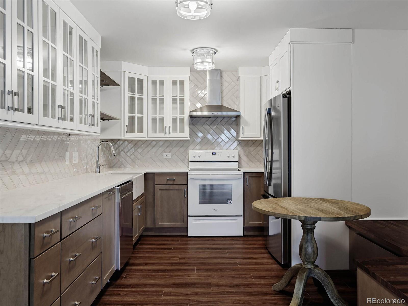 705 S Alton Way Unit: 4D