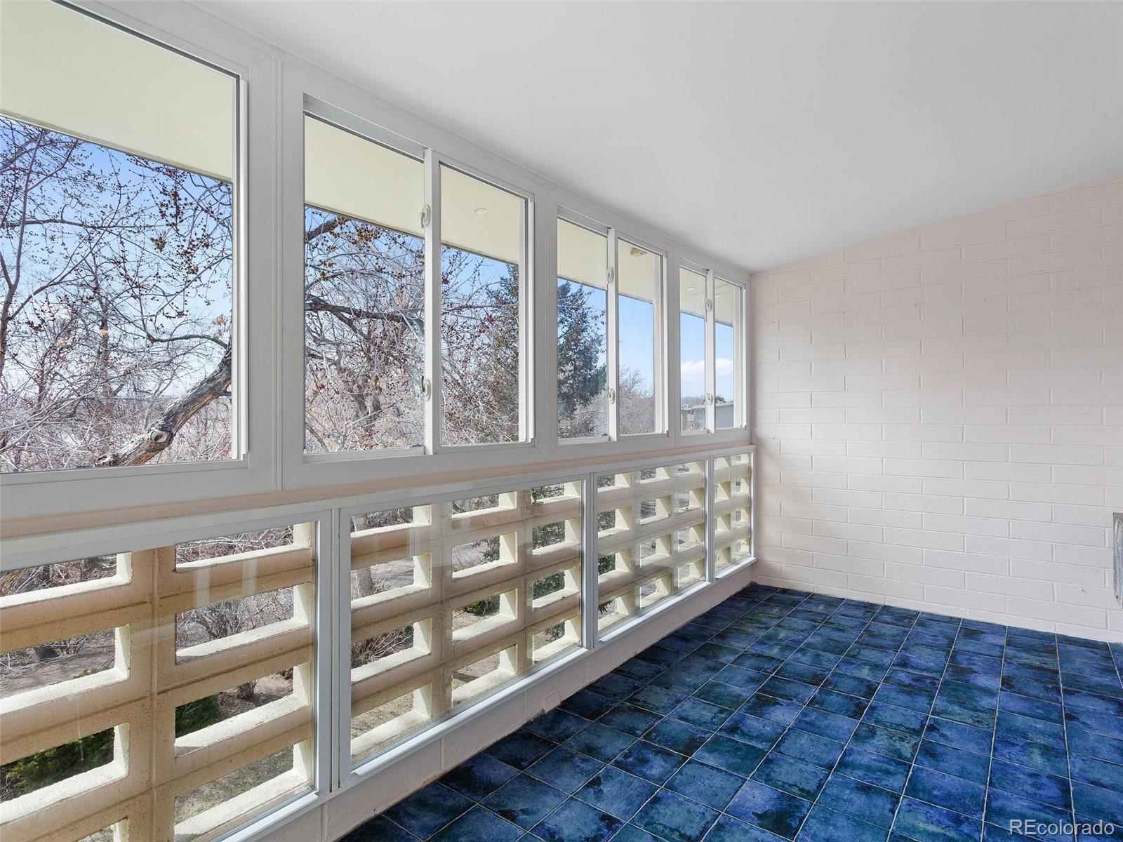 705 S Alton Way Unit: 4D