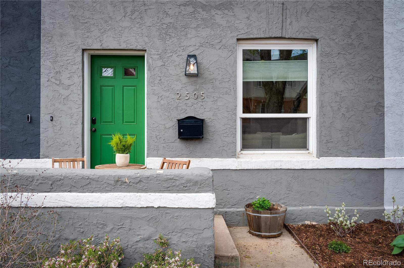 2505 Tremont Place