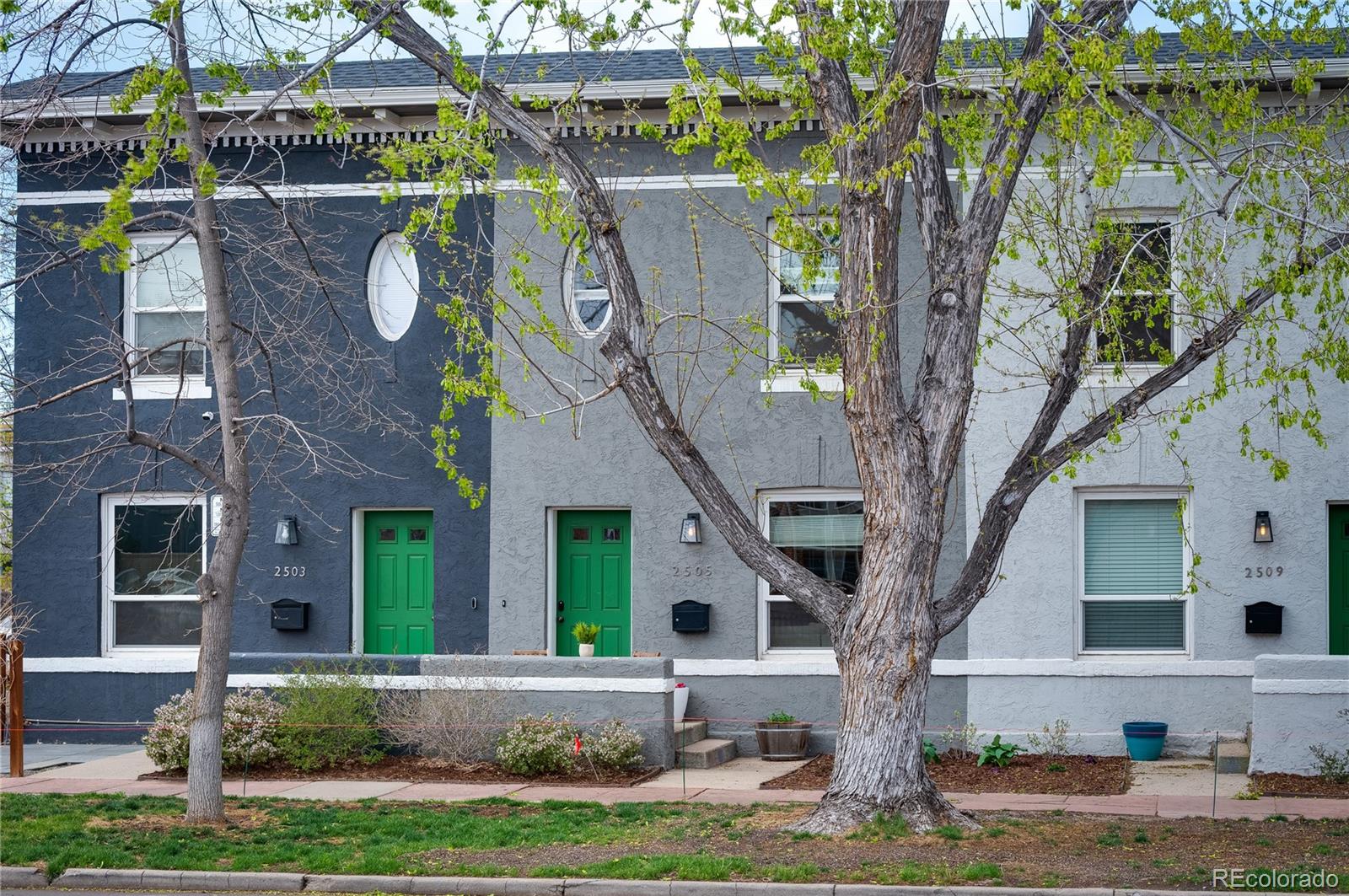 2505 Tremont Place