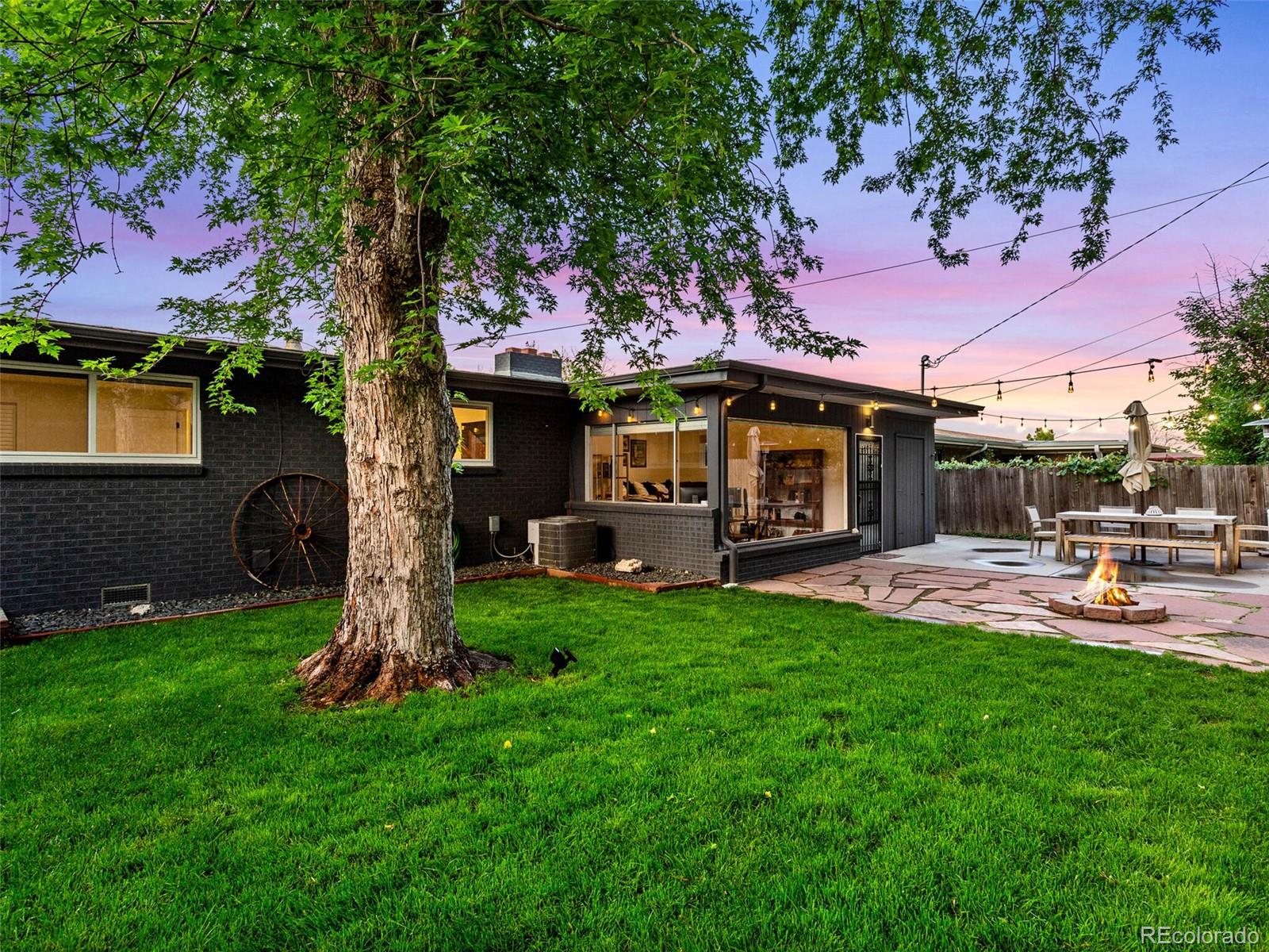 2759 S Osceola Way