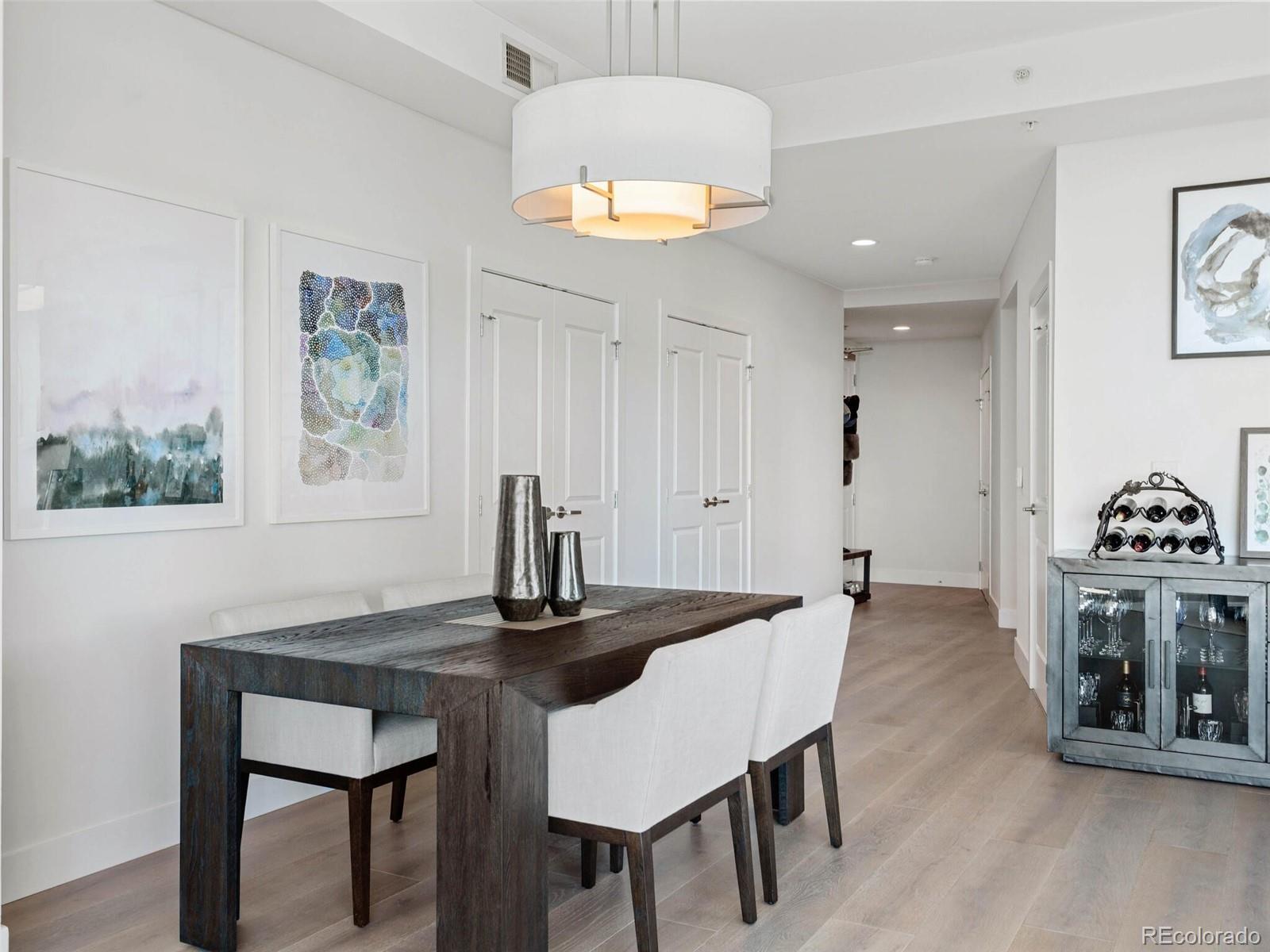 2001 Lincoln Street Unit: 1822