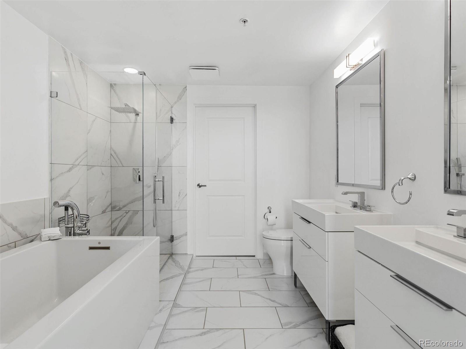 2001 Lincoln Street Unit: 1822