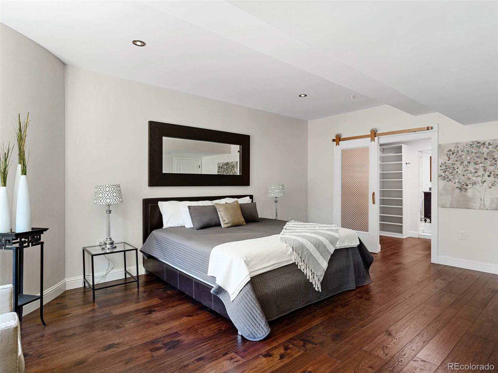 975 N Lincoln Street Unit: 5B-N