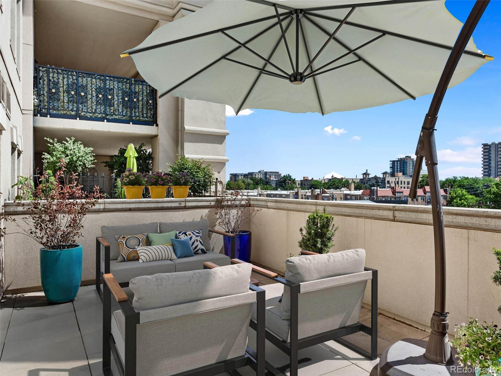 975 N Lincoln Street Unit: 5B-N